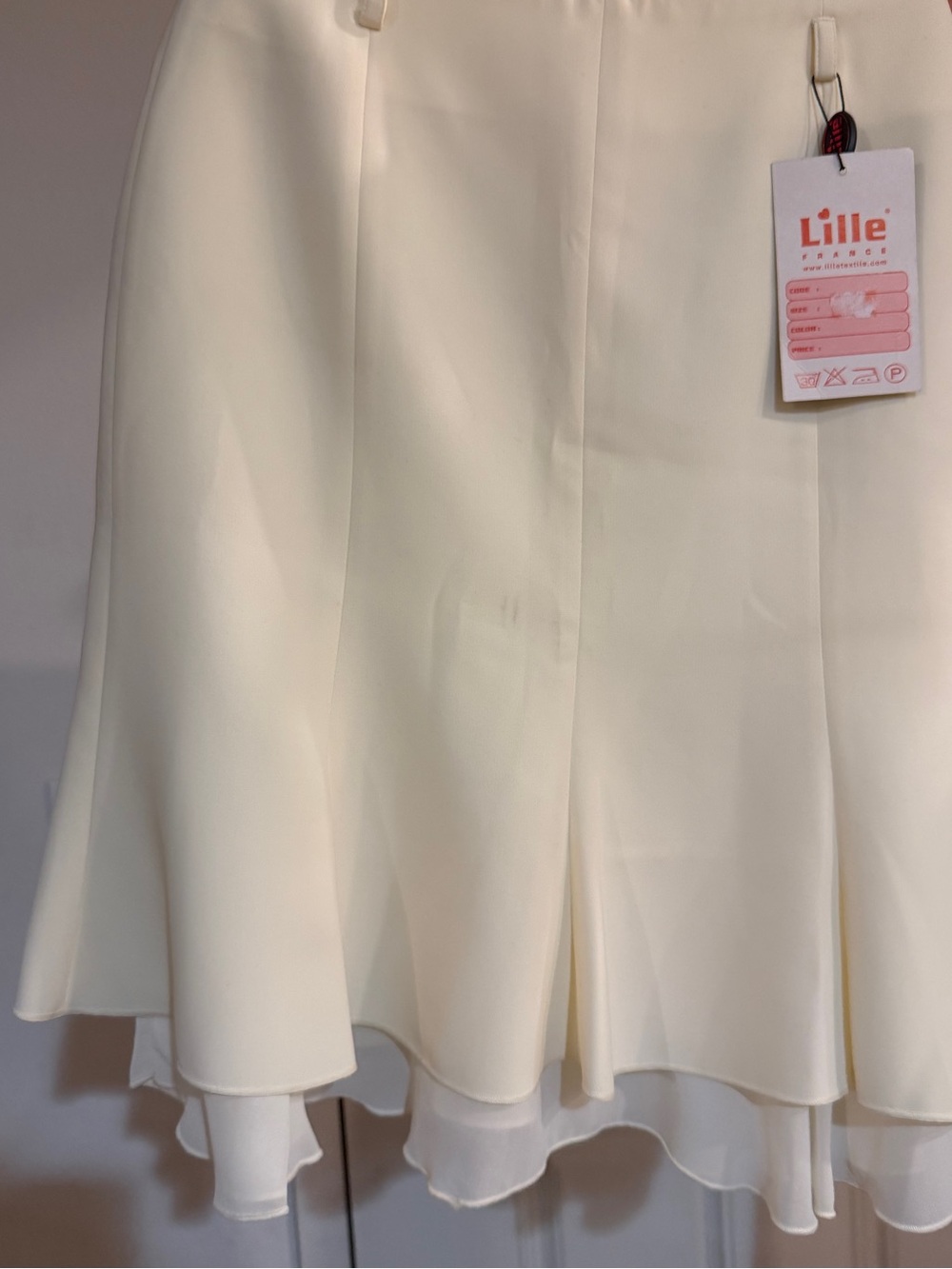 NWT Cream Flared Skirt - Women's